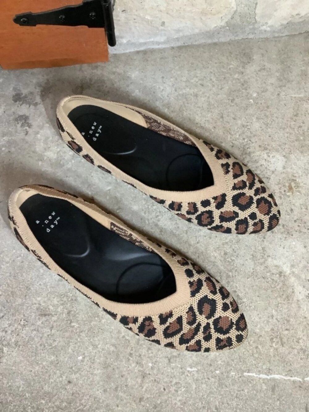 A New Day Women’s Leopard Flats size 8